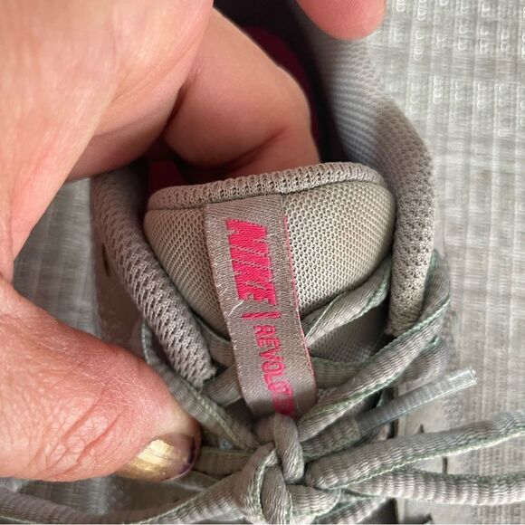 Nike Revolution 5 grey aqua athletic running shoes sneakers ladies 9.5 low top - Picture 2 of 8